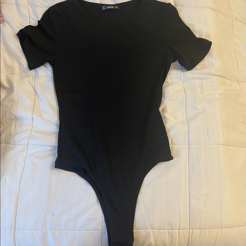 Short sleeve bodysuit